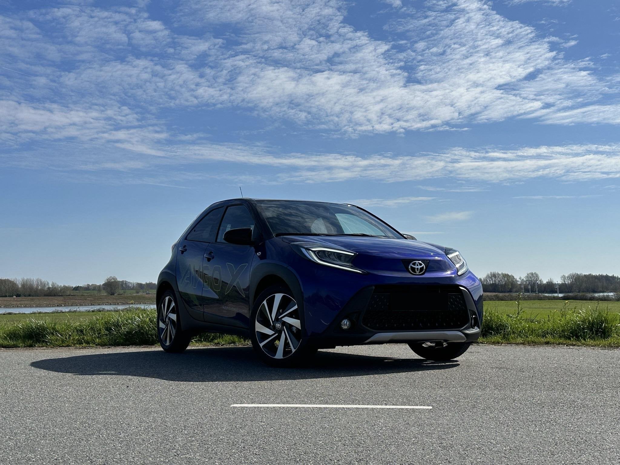 Toyota Aygo X 1.0 VVT-i MT Play Private lease vanaf € 249,, Stof, Euro 6, 920 kg, 4 stoelen