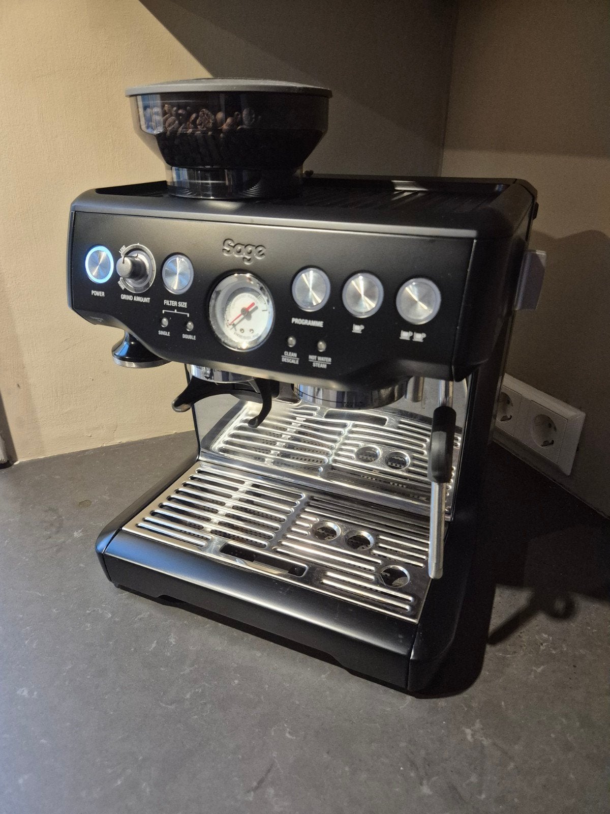 Sage Barista Express, Ophalen, Espresso apparaat, Koffiebonen, Zo goed als nieuw