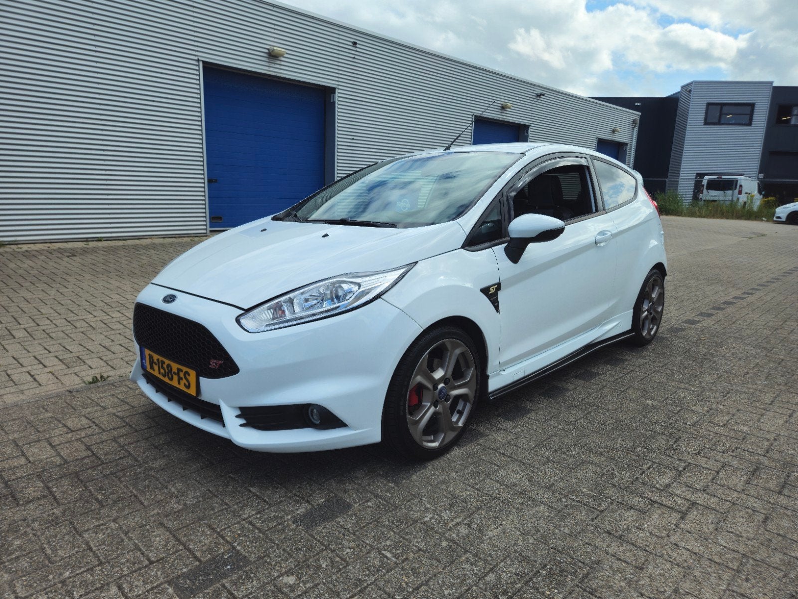 Ford Fiësta ST180 / Nieuwe APK / Mooie auto!!, Voorwielaandrijving, 1063 kg, 4 cilinders, Automatische klimaatregeling