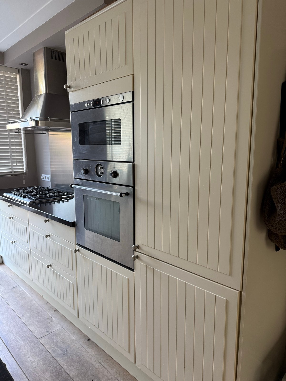 Complete IKEA keuken met inbouwapparatuur en granieten blad, Huis en Inrichting, Keuken | Complete keukens, Ophalen, Gebruikt