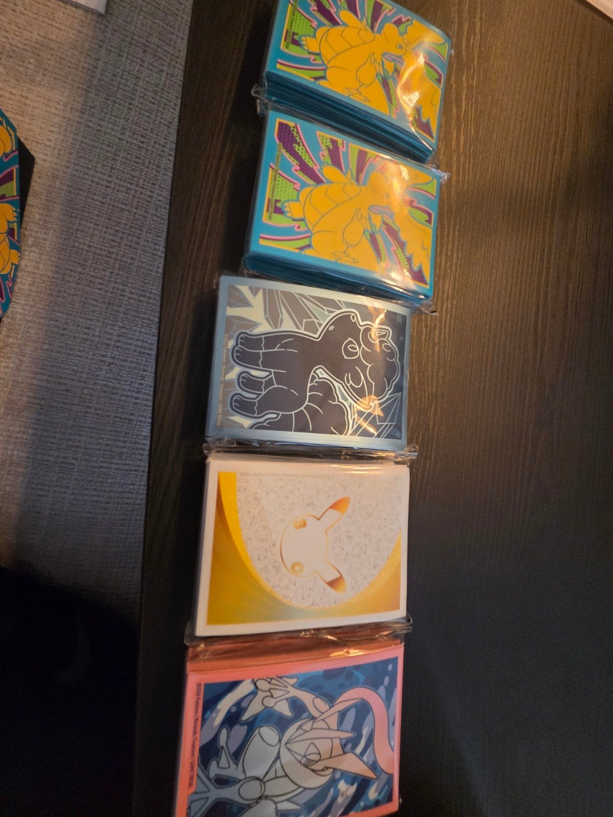 ETB Hoesjes - Diverse Pokémon Kaarthoesjes, Ophalen of Verzenden, Nieuw, Sleeves of Kaarthoesjes