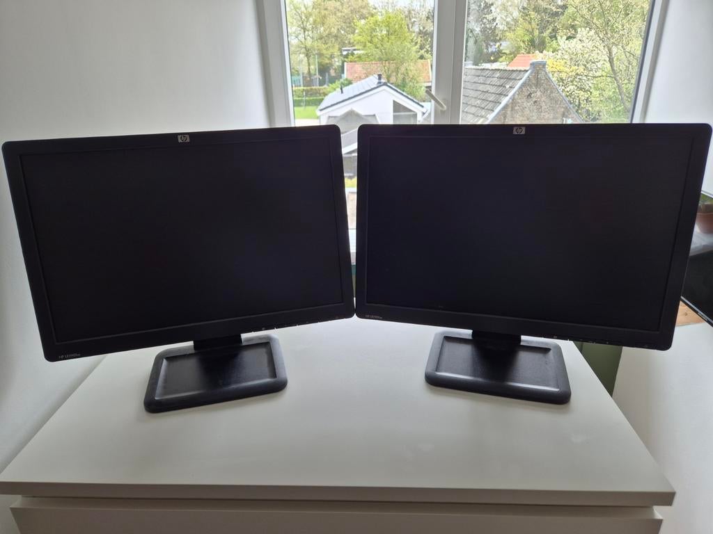2x HP LE1901w monitor 19 inch, Computers en Software, Monitoren, Ophalen, Gebruikt, Kantelbaar, HP