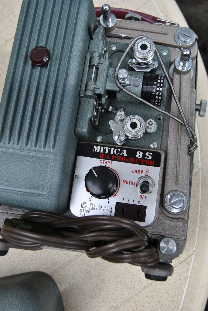 Bell & Koon Mitica 8S 8 m/m Projector, Ophalen of Verzenden, 1960 tot 1980, Projector