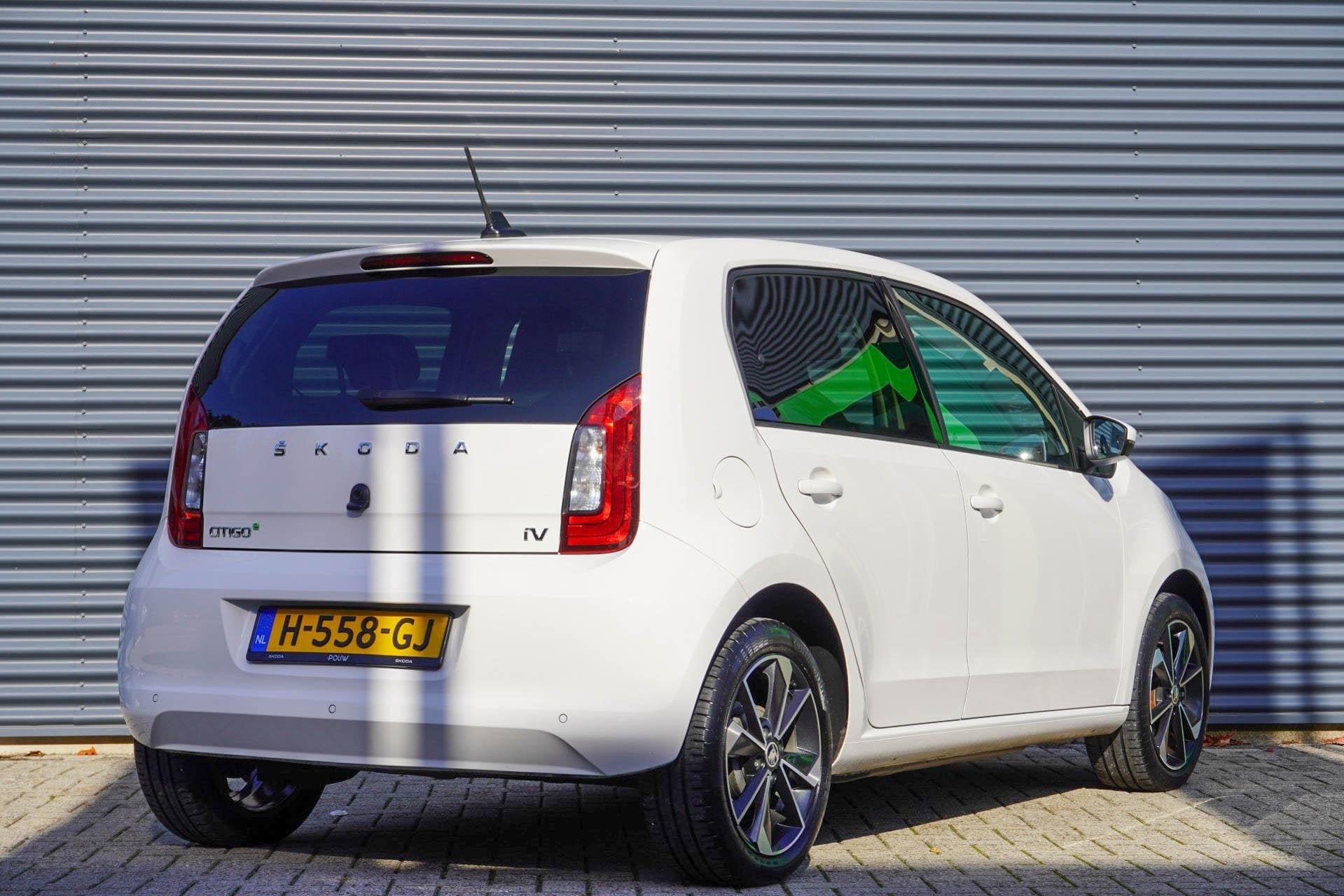 Skoda Citigo e-iV 83pk EV Style | SoH 93% | Climate | Stoelv, Auto's, Stof, Zwart, 4 stoelen, Wit