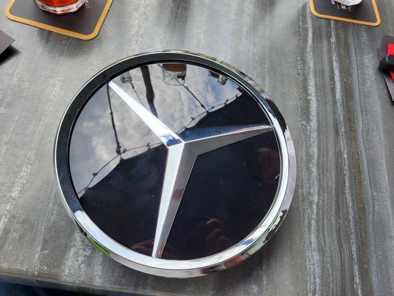Mercedes-Benz Ster Logo Grille Emblem - Nieuwstaat, Auto-onderdelen, Ophalen, Nieuw, Mercedes-Benz