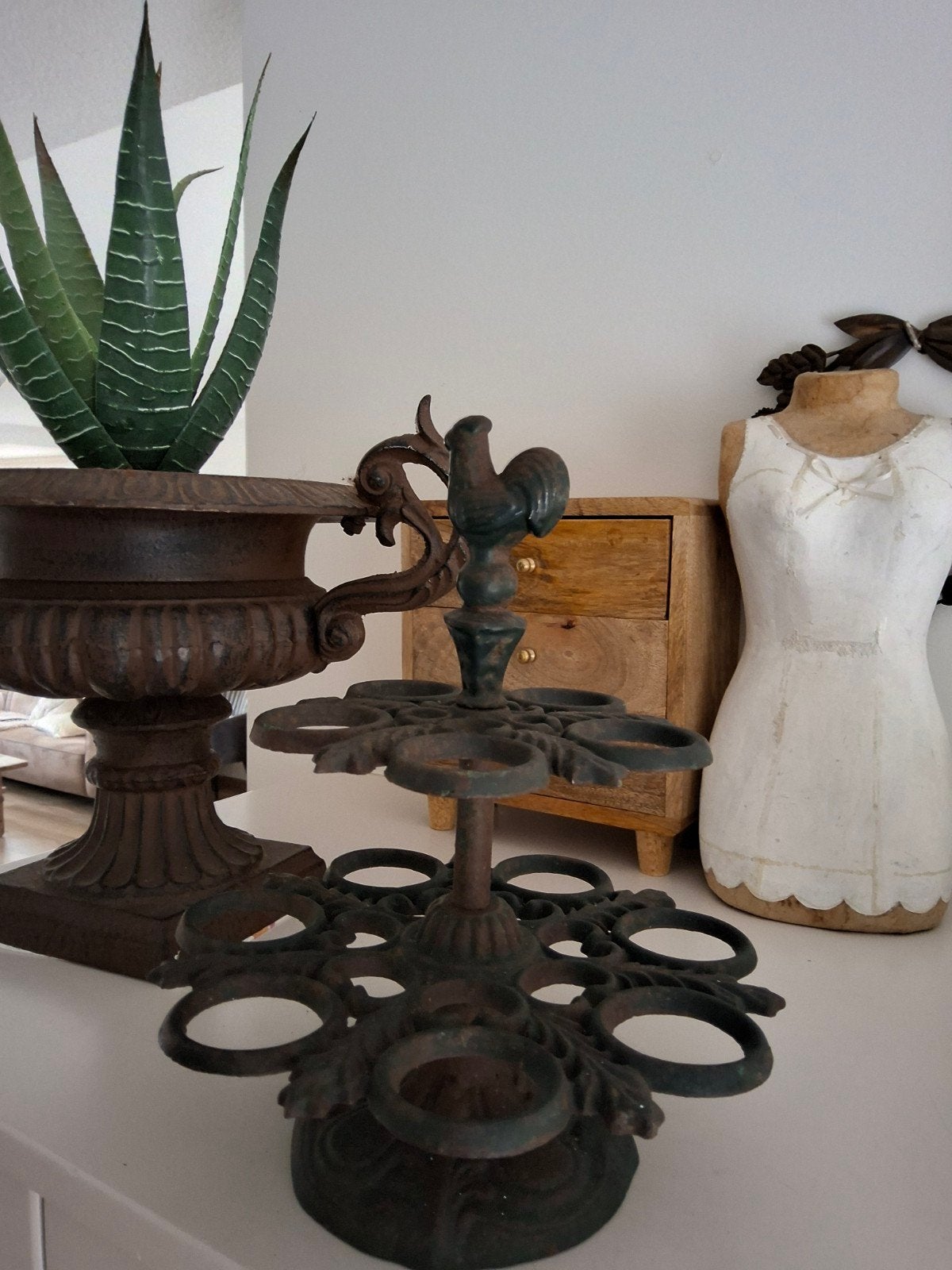 Antieke gietijzeren eierhouder met haan - 27 cm, Ophalen of Verzenden