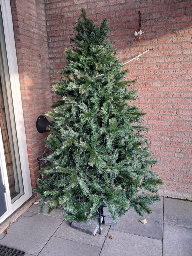 Kunstkerstboom, Ophalen, Gebruikt