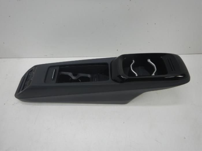 VW ID4 11A Middenconsole Bekerhouder USB-C Poort, Ophalen of Verzenden, Gebruikt