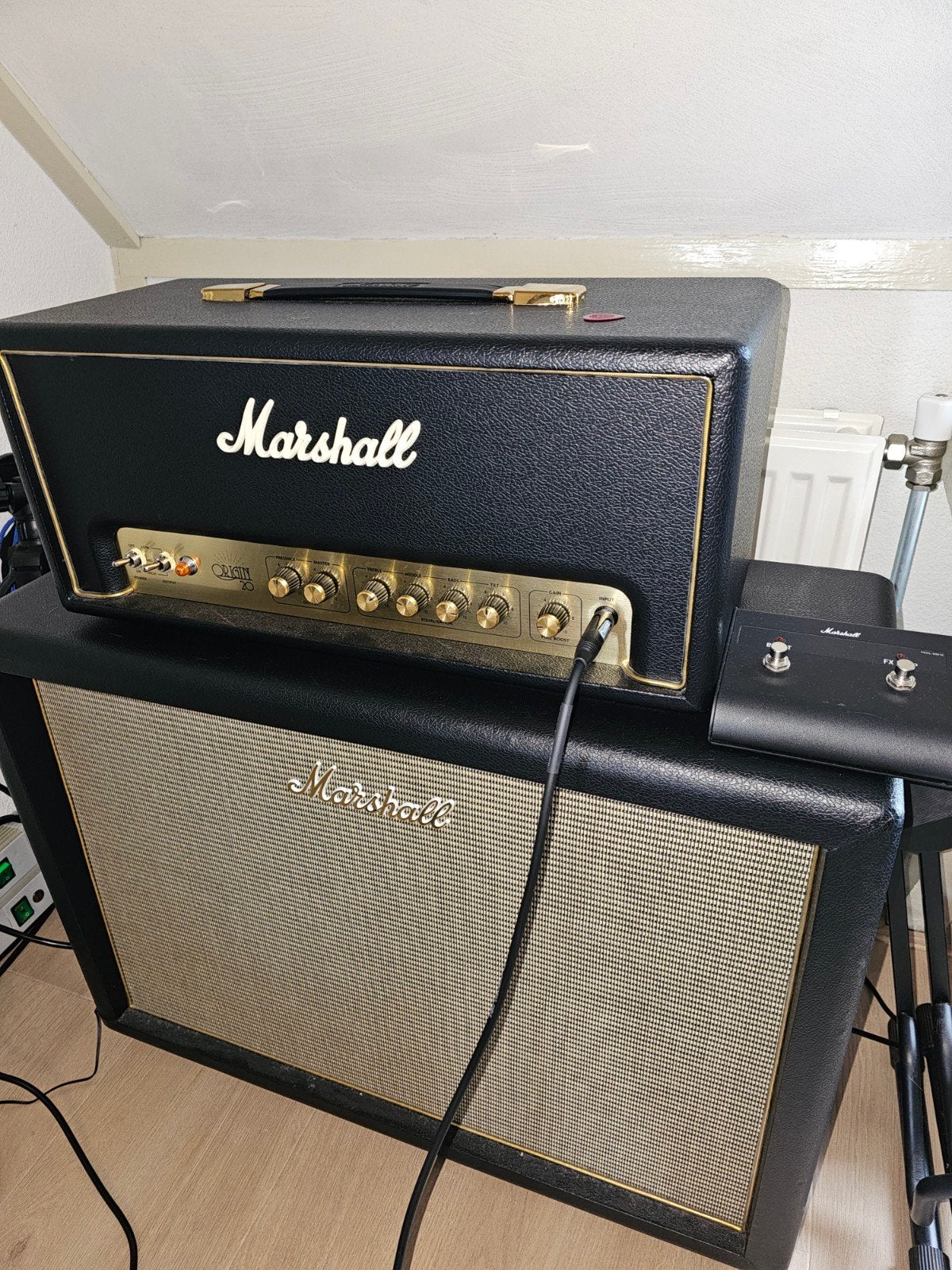 Marshall Origin20 + 2x12 cab + footswitch, Muziek en Instrumenten, Versterkers | Bas en Gitaar, Ophalen, Zo goed als nieuw, Gitaar