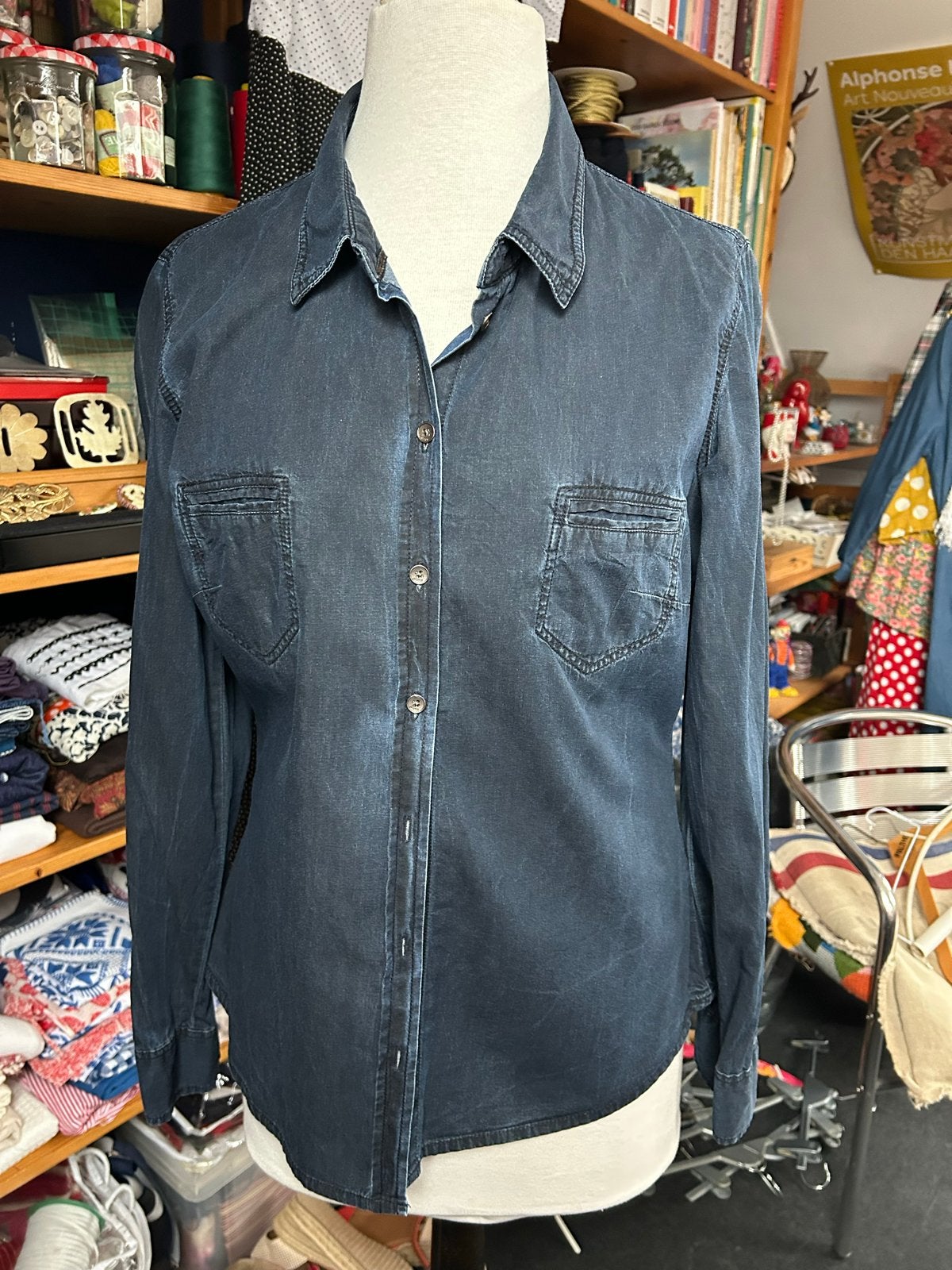 Donkerblauwe spijkerblouse - Eksept by Shoeby, Ophalen of Verzenden, Zo goed als nieuw, Maat 42/44 (L), Blauw