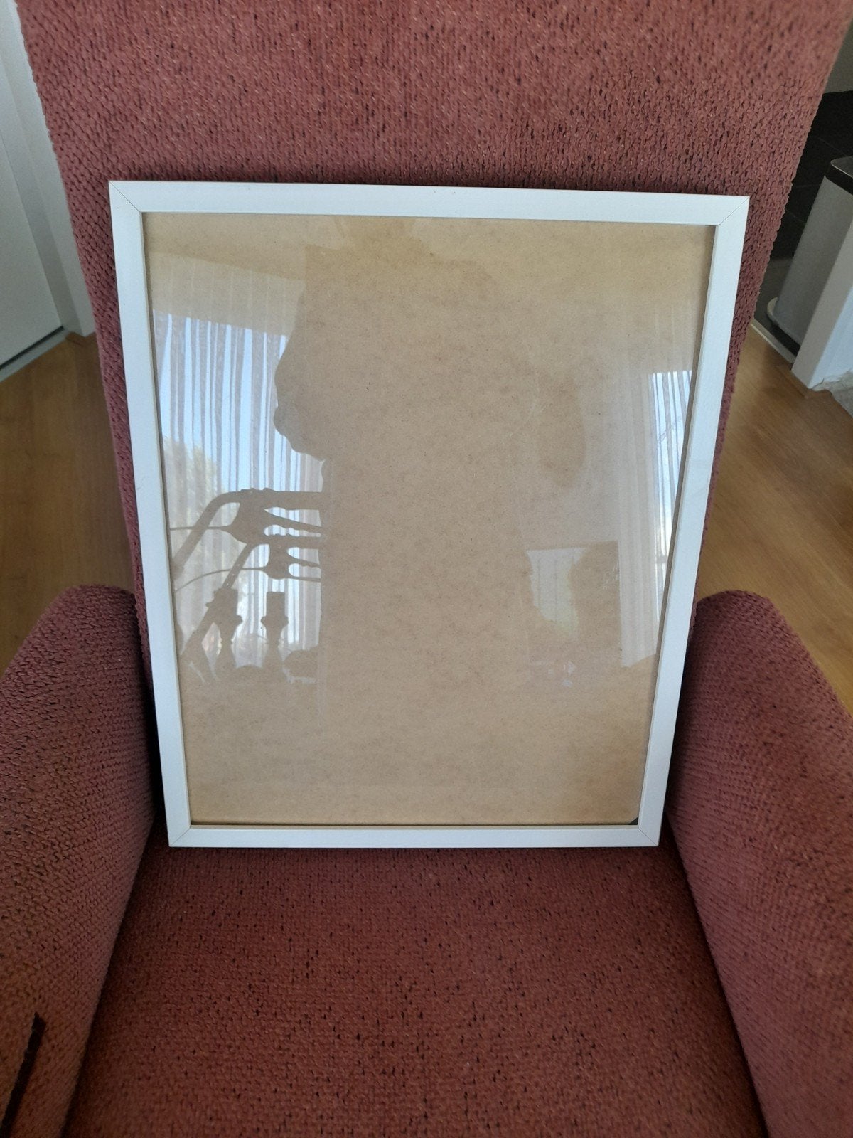 2 witte lijsten voor posters/foto's 40x50cm, Huis en Inrichting, Hangend, Gebruikt, Ophalen of Verzenden, Posterlijst