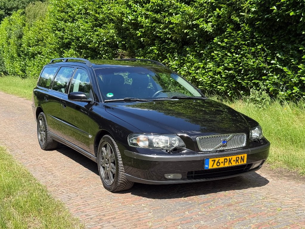 Volvo V70 2.4 170PK 2004 Zwart, Voorwielaandrijving, 1800 kg, Zwart, Zwart