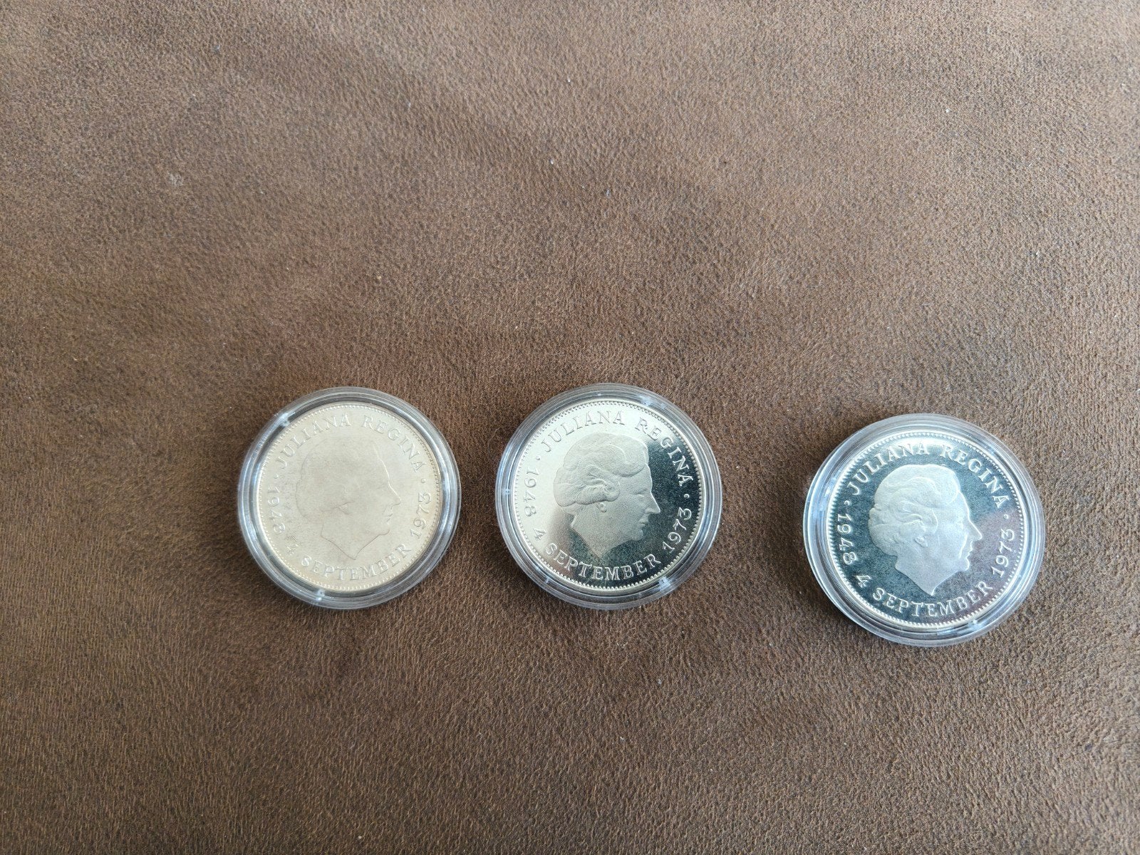 10 gulden Juliana 1973 3 stuks, Postzegels en Munten, Koningin Juliana, Zilver, Ophalen of Verzenden, Losse munt