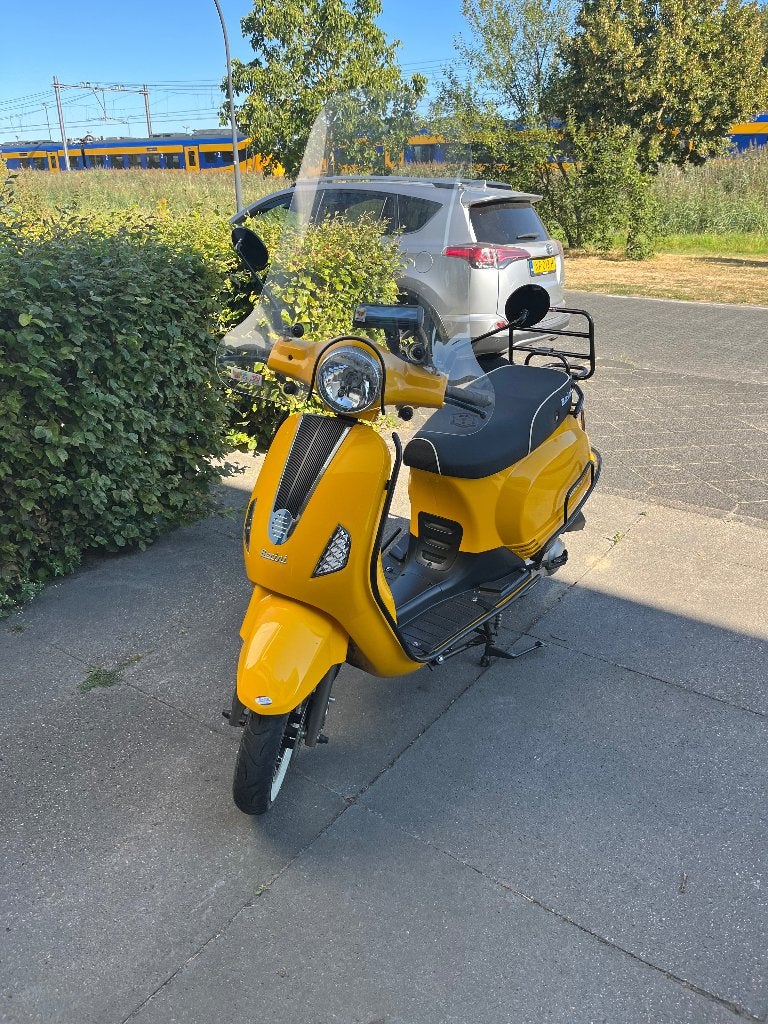 Scooter Berini Napoli 2, Fietsen en Brommers, Snorfietsen en Snorscooters, Zo goed als nieuw, Benzine, Ophalen, Overige merken