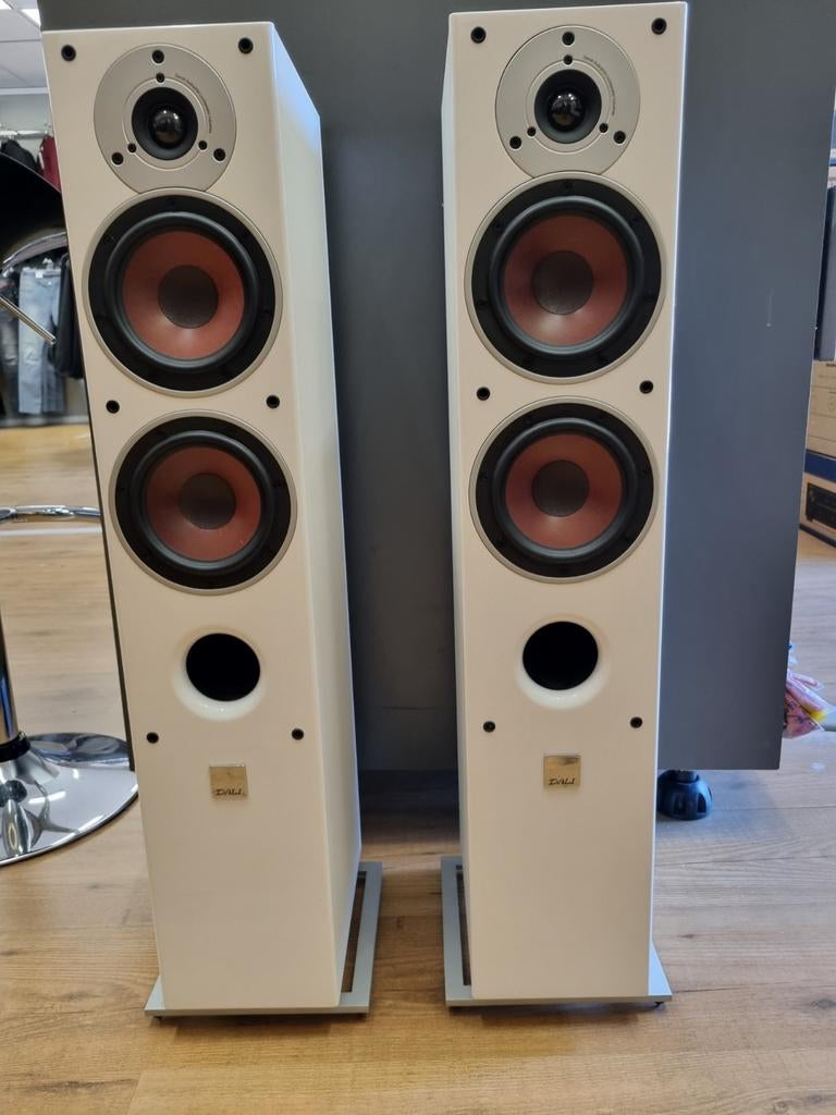 In nieuwstaat : topkwaliteits Dali zensor 5 speakers, Audio, Tv en Foto, Luidsprekers, //, Zo goed als nieuw, //, //