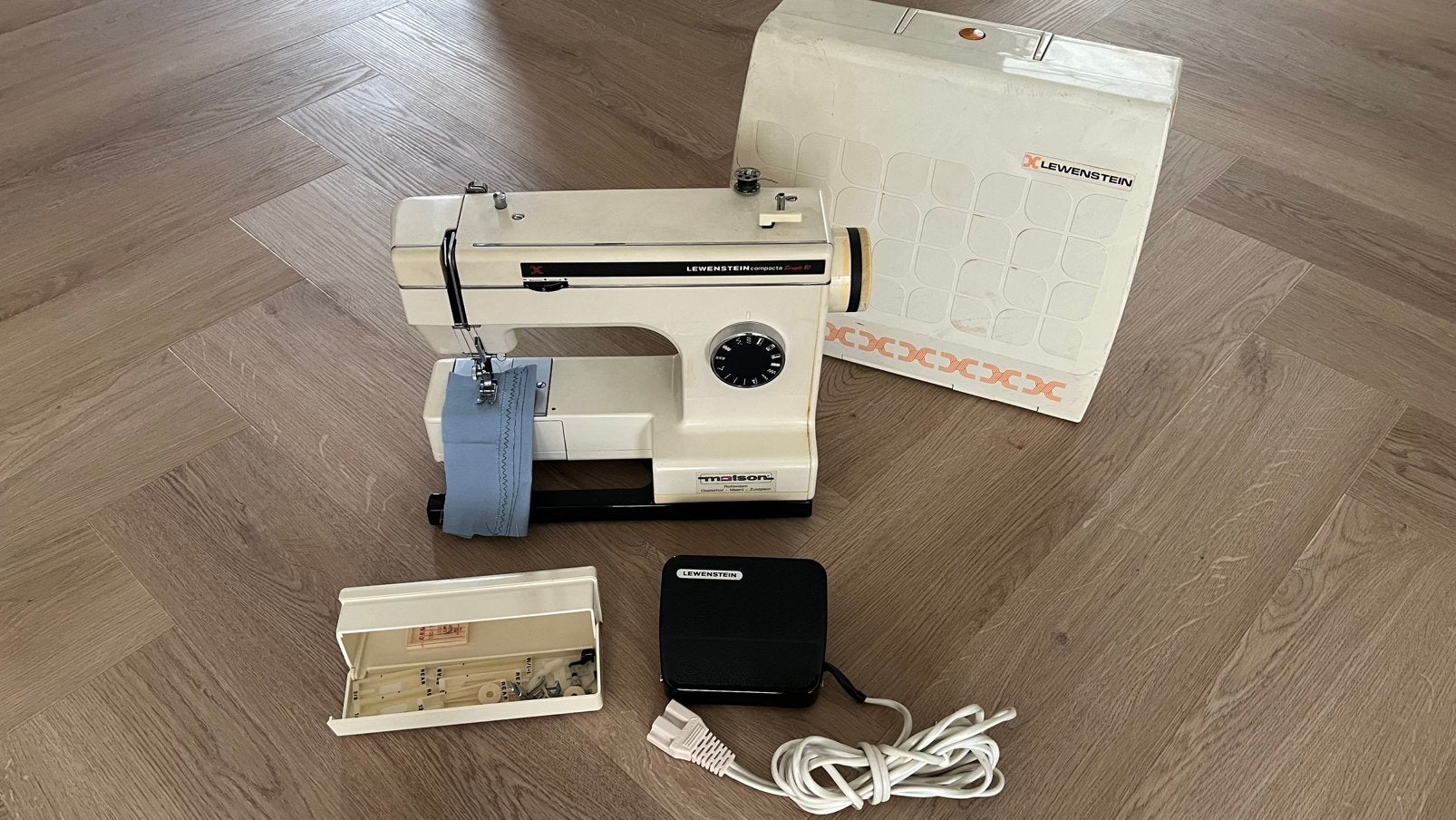 Naaimachine Lewenstein Compacta Simple 80, Ophalen of Verzenden, Gebruikt, Naaimachine, Lewenstein