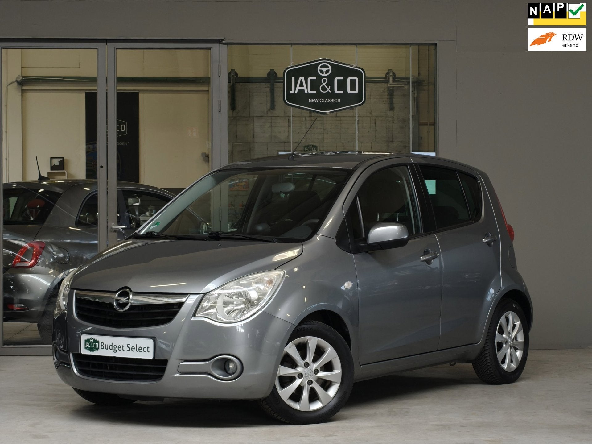 Opel Agila 1.0 Berlin Airco NL-NAP, Auto's, Opel, Voorwielaandrijving, Euro 5, Stof, Gebruikt