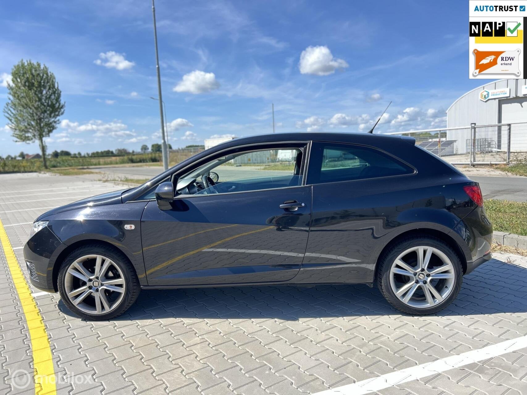 Seat Ibiza SC 1.4 Sport|CARPLAY|NAP|CRUISE CONTROL|, Auto's, Seat, Voorwielaandrijving, 86 pk, 40 €/maand, 4 cilinders