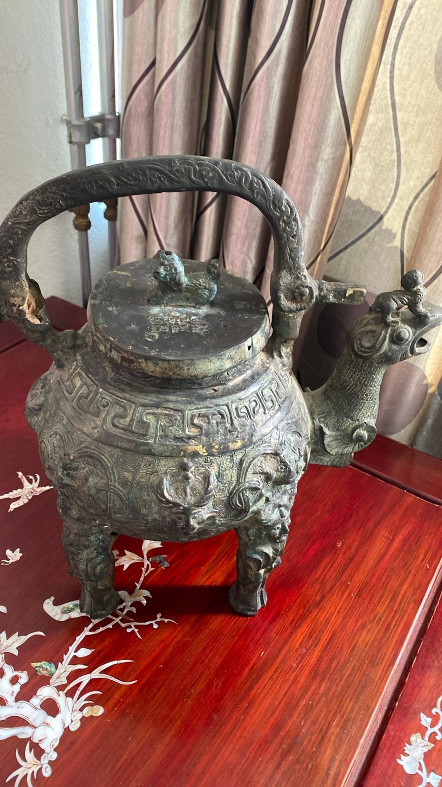 Antieke Chinese bronzen theepot met drakenmotieven, Antiek en Kunst, Antiek | Koper en Brons, Ophalen of Verzenden, Brons
