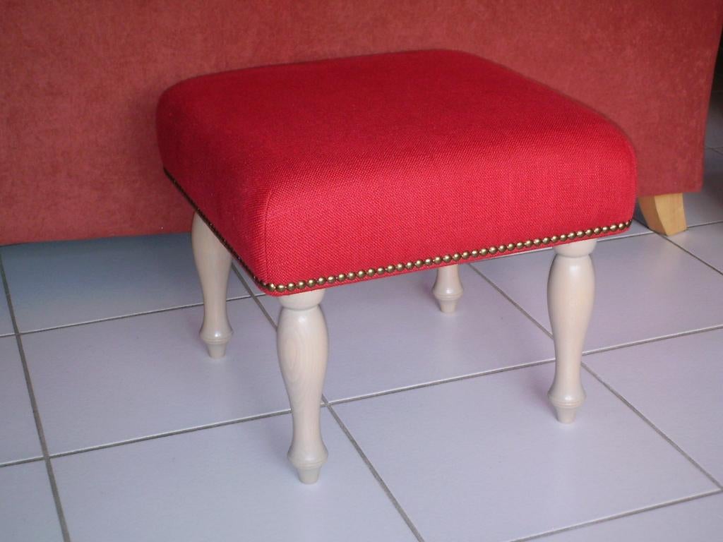 Voetenbank 42x42cm - rood linnen - wit 702 - NIEUW !!, Minder dan 50 cm, Vierkant, Nieuw, Minder dan 50 cm