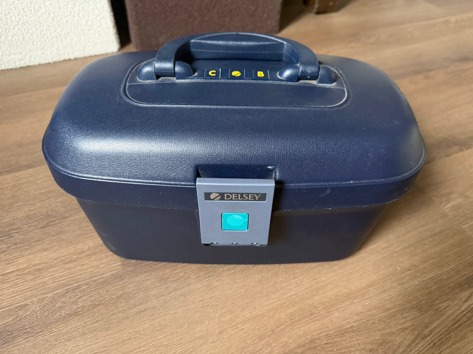 Beautycase Delsy, Ophalen, Zo goed als nieuw, Blauw