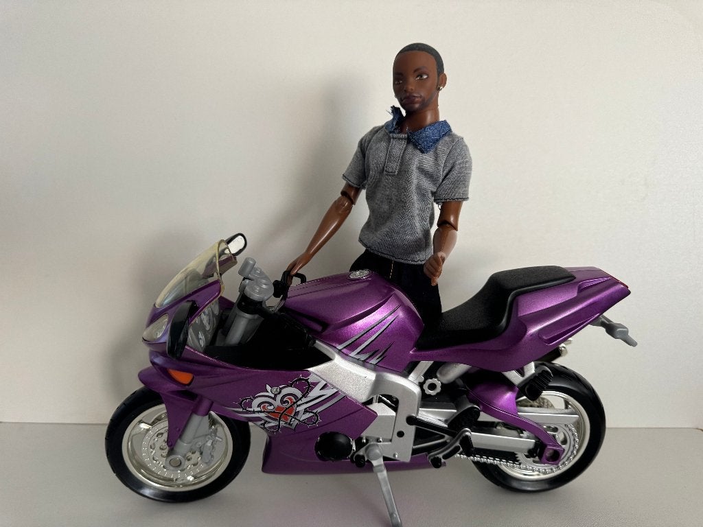 Vintage Mattel Flavas Paarse Motorfiets met pop., Kinderen en Baby's, Speelgoed | Poppen, Ophalen of Verzenden, Zo goed als nieuw