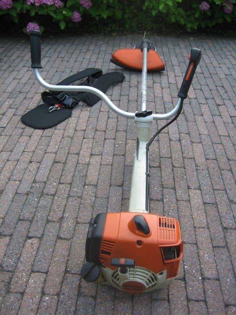 Stihl FS400 Bosmaaier Maaikop + Nieuw Harnas Benzine, Ophalen, Gebruikt, 30 tot 50 cm, Stihl