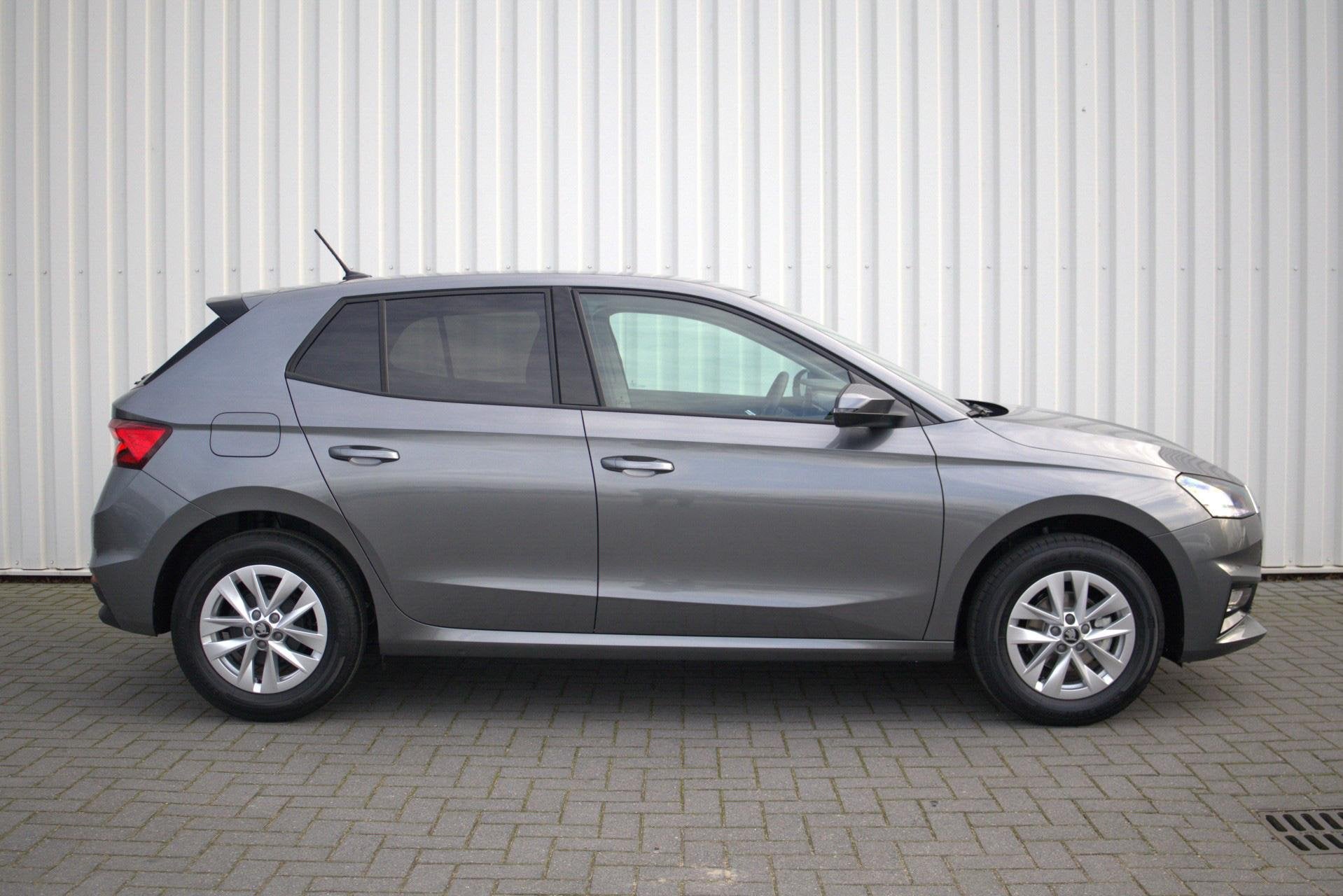 Skoda Fabia 1.0 TSI 95pk Selection | 15" Velgen | Getint Gla, Auto's, Voorwielaandrijving, 12 maanden, Stof, 95 pk