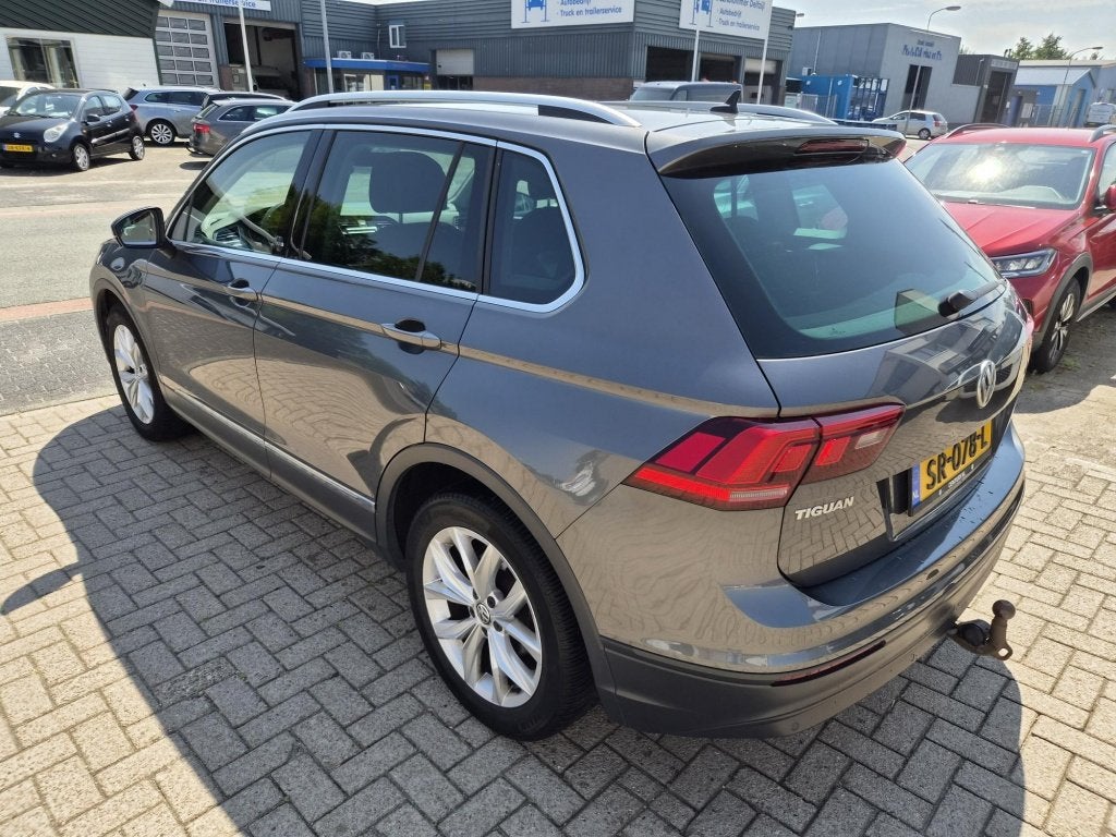 Volkswagen Tiguan 1.4 TSI ACT SOUND - Elek.TH, Stoelverw, Na, Auto's, Stof, Euro 6, 4 cilinders, 150 pk