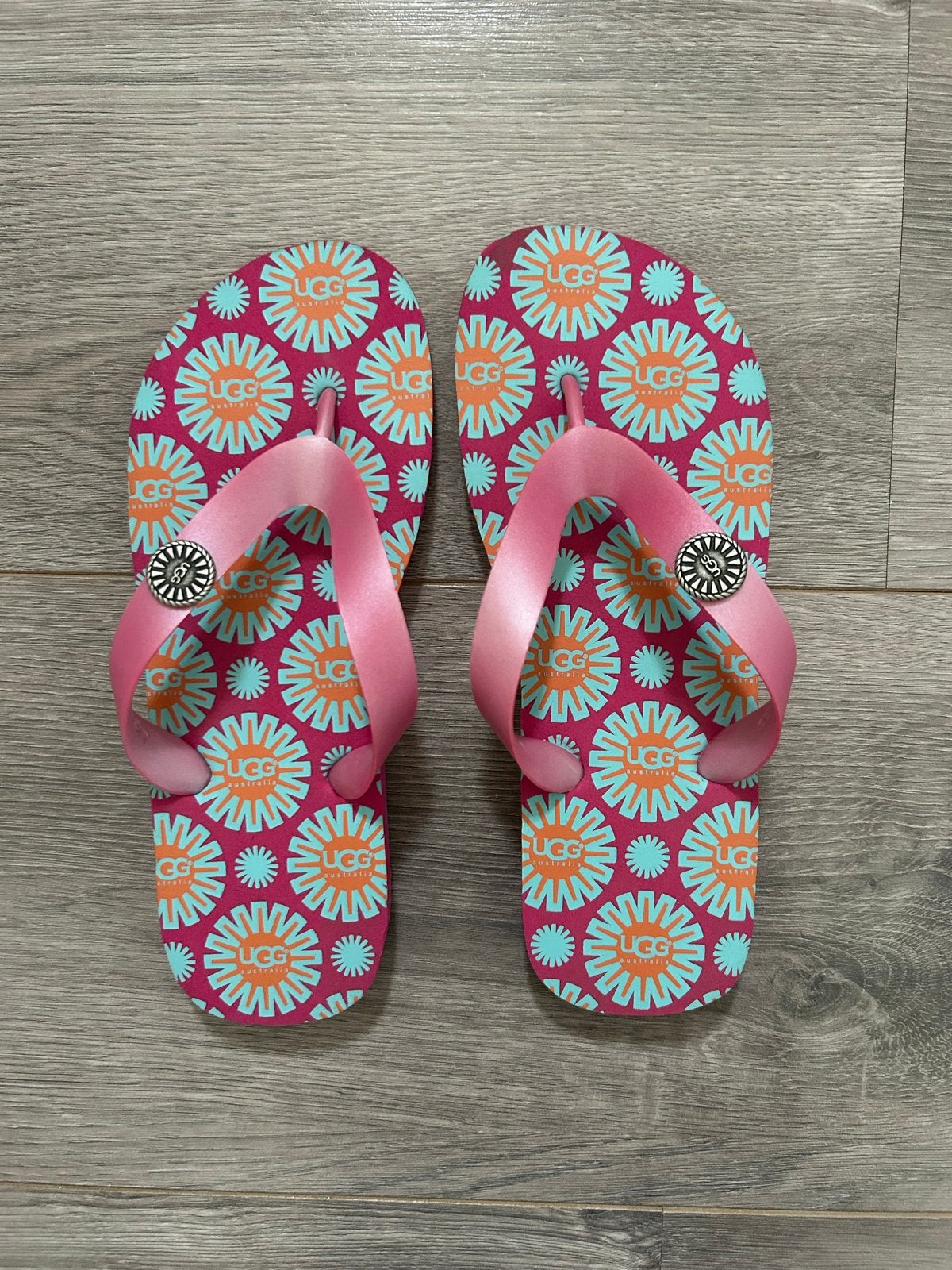 UGG Australia Slippers - Roze met Bloemenprint, Kinderen en Baby's, Kinderkleding | Schoenen en Sokken, Meisje, Overige typen
