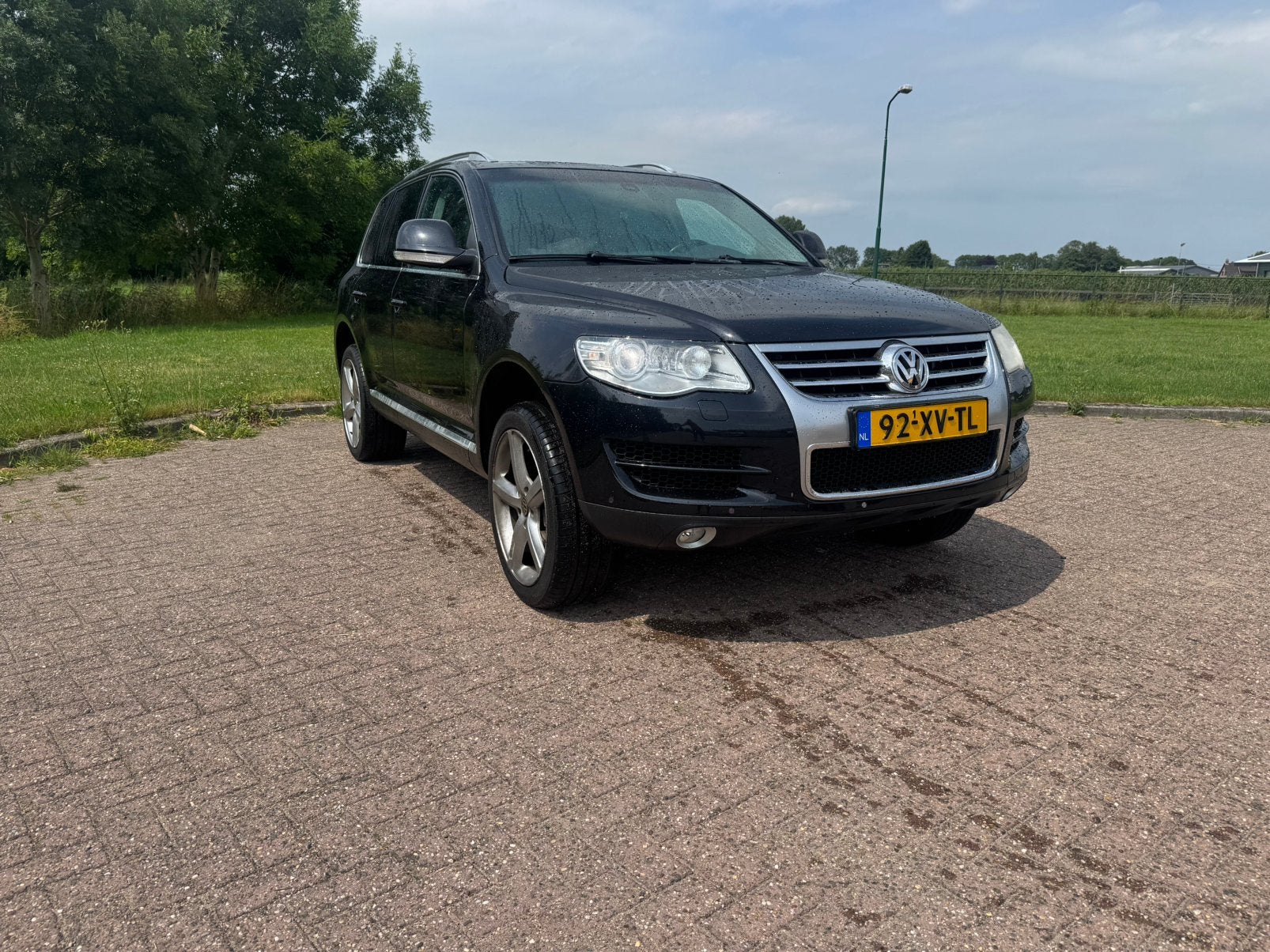 Volkswagen Touareg 3.6  4MOTION AUT 2007 Zwart Youngtimer, Auto's, Volkswagen, Automaat, Zwart, Zwart, 3597 cc