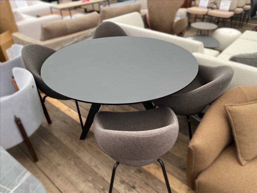Artifort Shark stoelen set – showroommodel, Overige kleuren, Ophalen of Verzenden, Zo goed als nieuw, Vier