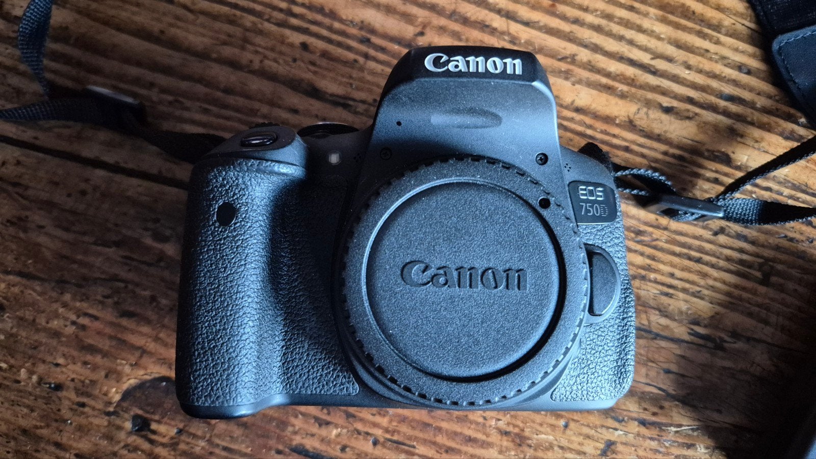 Canon EOS D750 (4200 kliks), Audio, Tv en Foto, Fotocamera's Digitaal, Spiegelreflex, Canon, Ingebouwde flitser, Zo goed als nieuw