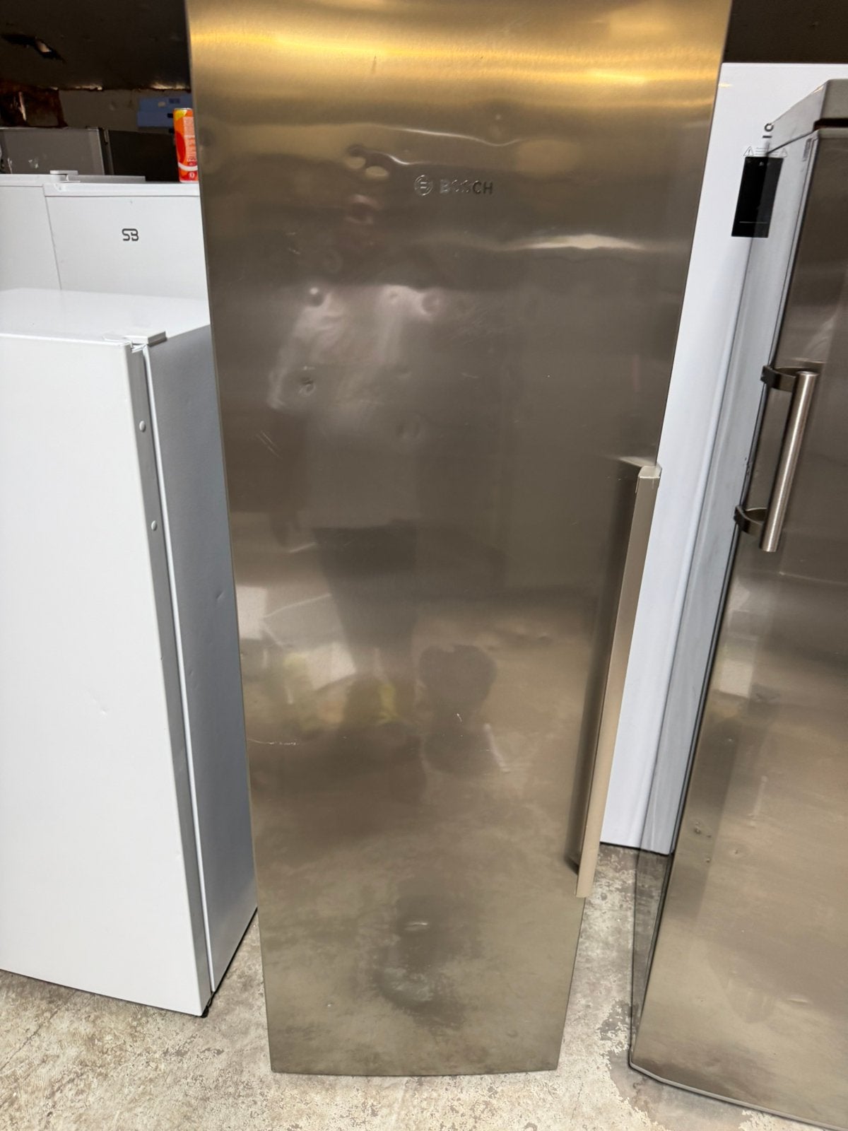 Bosch Serie 6 KSV36AI41 RVS Roestvrij 346L Deukjes! Gebruikt, Zonder vriesvak, 200 liter of meer, Contact@nl.bosch.com, Zo goed als nieuw