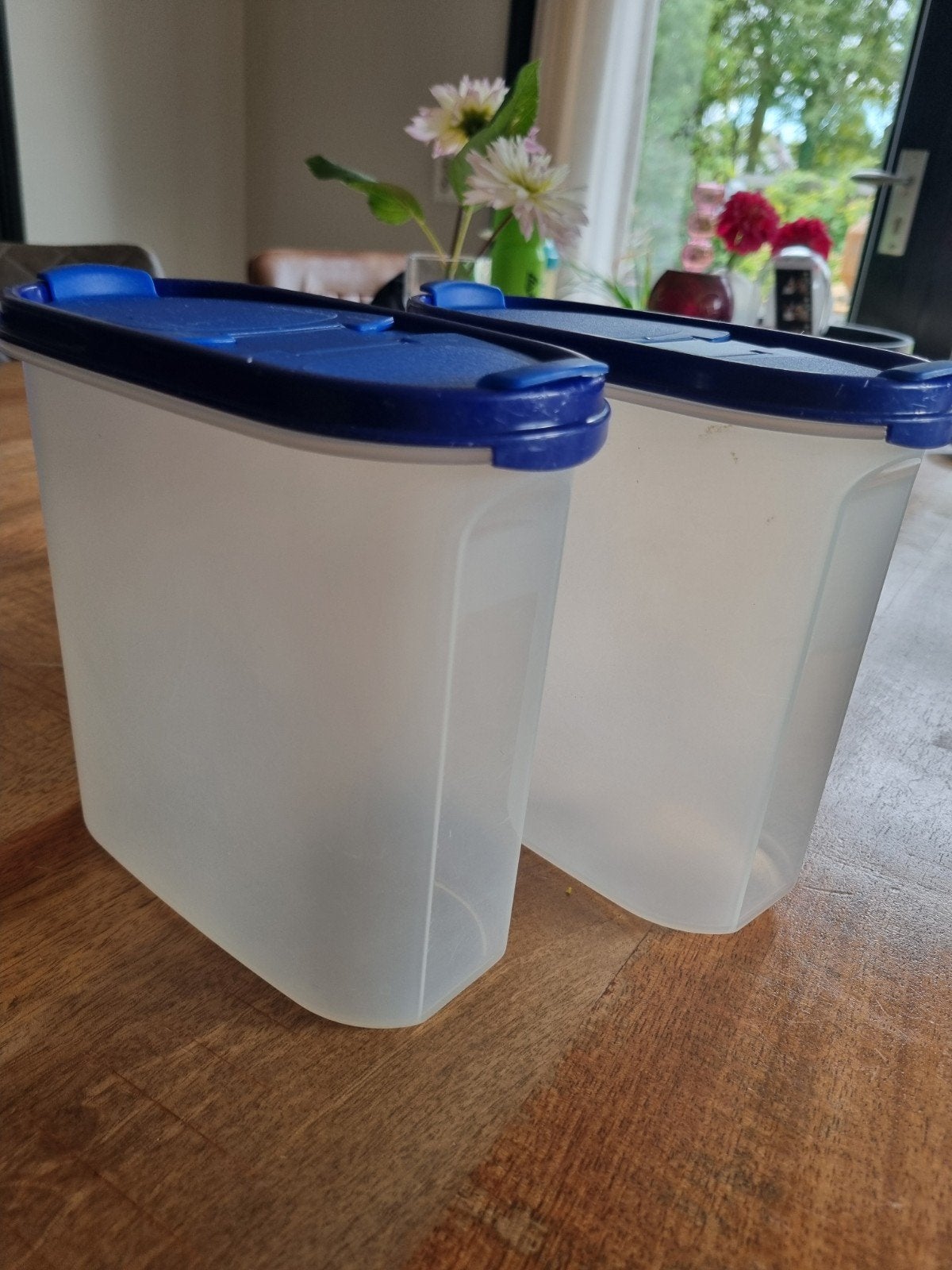 3 Tupperware Bewaardozen  Blauwe Deksel - 1.7 Liter (2 stuks, Gebruikt, Luchtdicht, Bewaardoos, Blauw