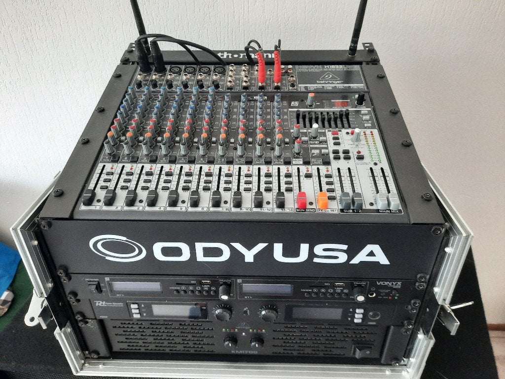 Complete PA Geluidsset Behringer & Vonyx, Ophalen, Zo goed als nieuw, 500 tot 1000 watt, P.A.
