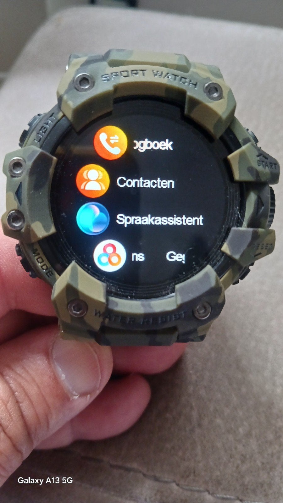 Sport Smartwatch Camouflage Groen - Nieuwstaat, Stappen, Nieuw, Sport Watch, Ophalen of Verzenden
