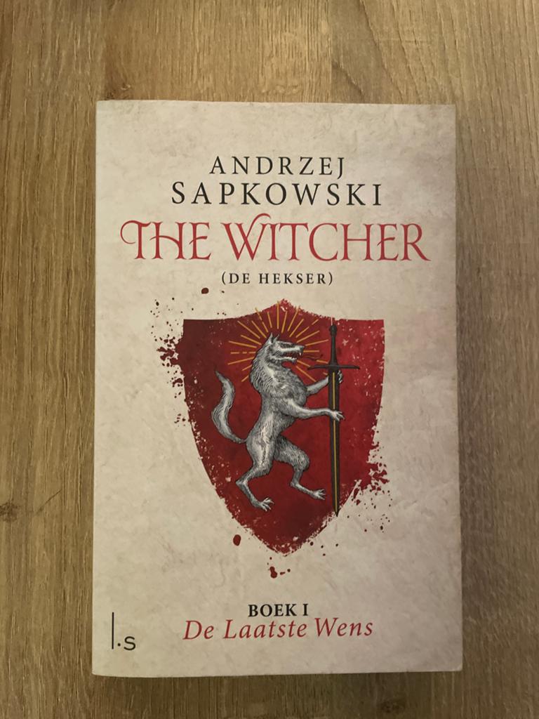 The Witcher: De Laatste Wens - Boek I (Andrzej Sapkowski), Ophalen of Verzenden, Zo goed als nieuw