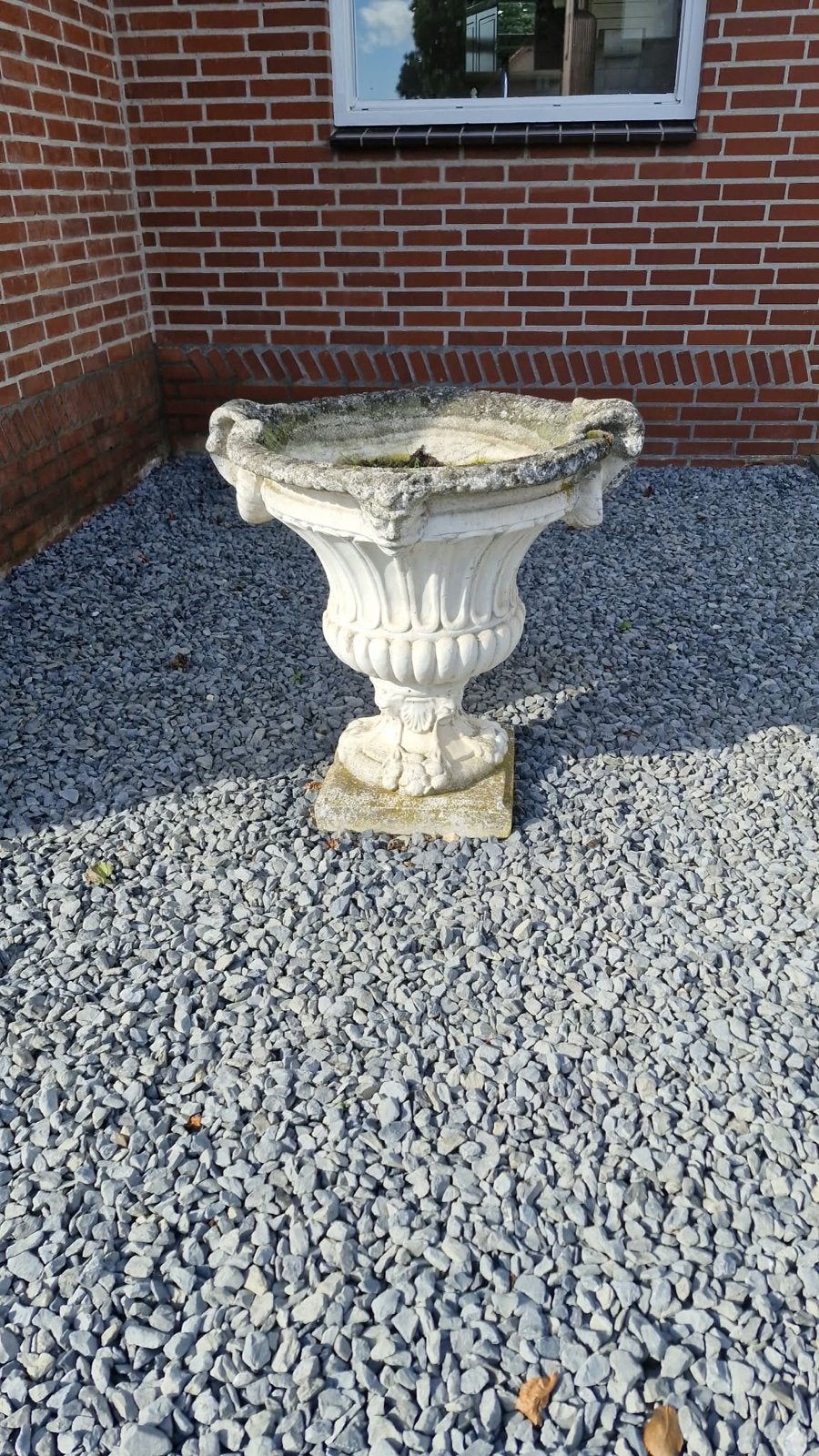 Decoratieve stenen bloempot voor tuin of terras, Ophalen, Gebruikt, Beton, Abstract beeld