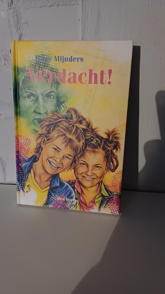 Verdacht! - Hans Mijnders (Jeugdboek), Boeken, Kinderboeken | Jeugd | onder 10 jaar, Ophalen of Verzenden, Nieuw, Hans Mijnders