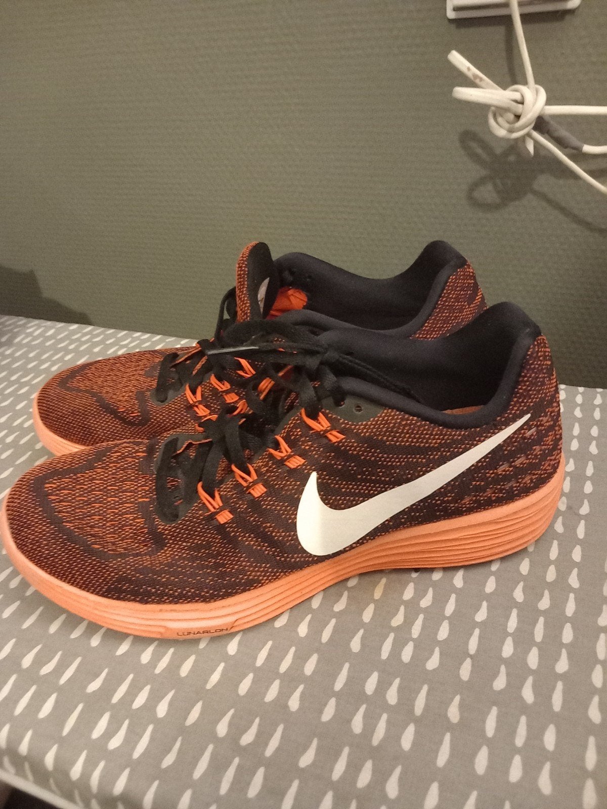 Mooie sportschoenen Nike maat 38.5, Sport en Fitness, Loopsport en Atletiek, Ophalen of Verzenden, Zo goed als nieuw, Hardloopschoenen