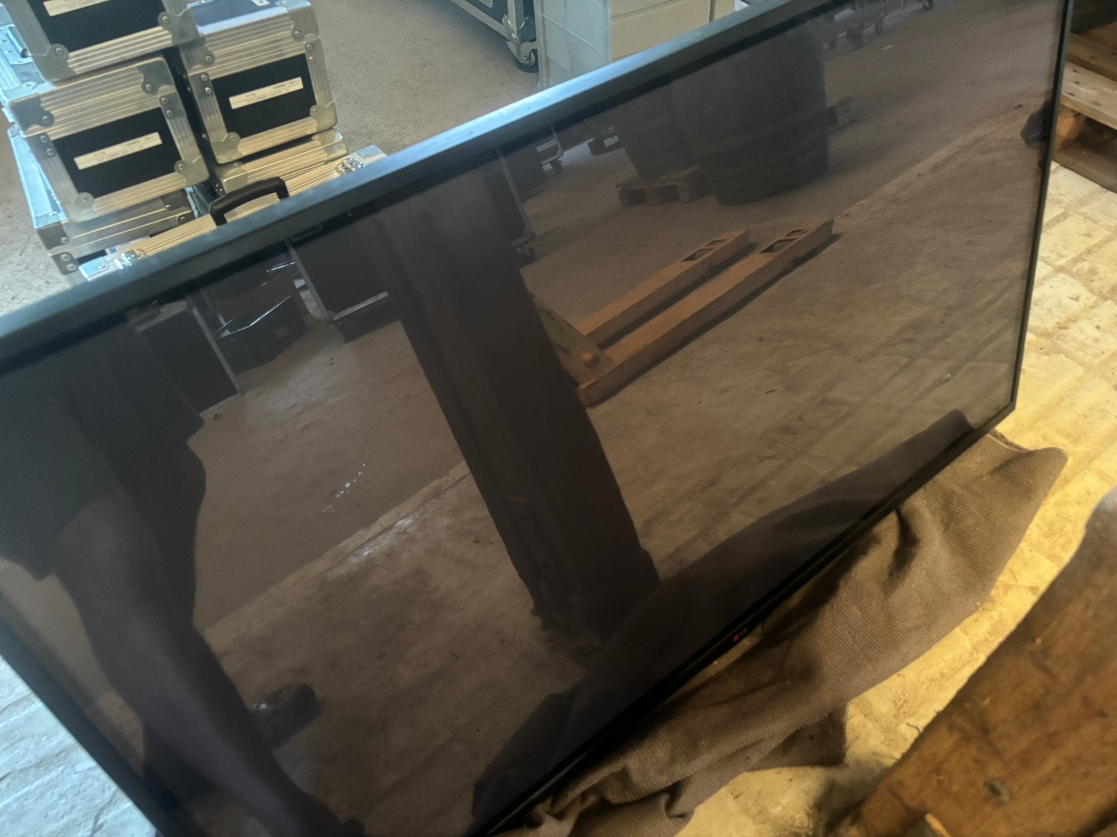 2x LG 60PN6504 TV, 50 Hz, Ophalen of Verzenden, Zo goed als nieuw, 100 cm of meer