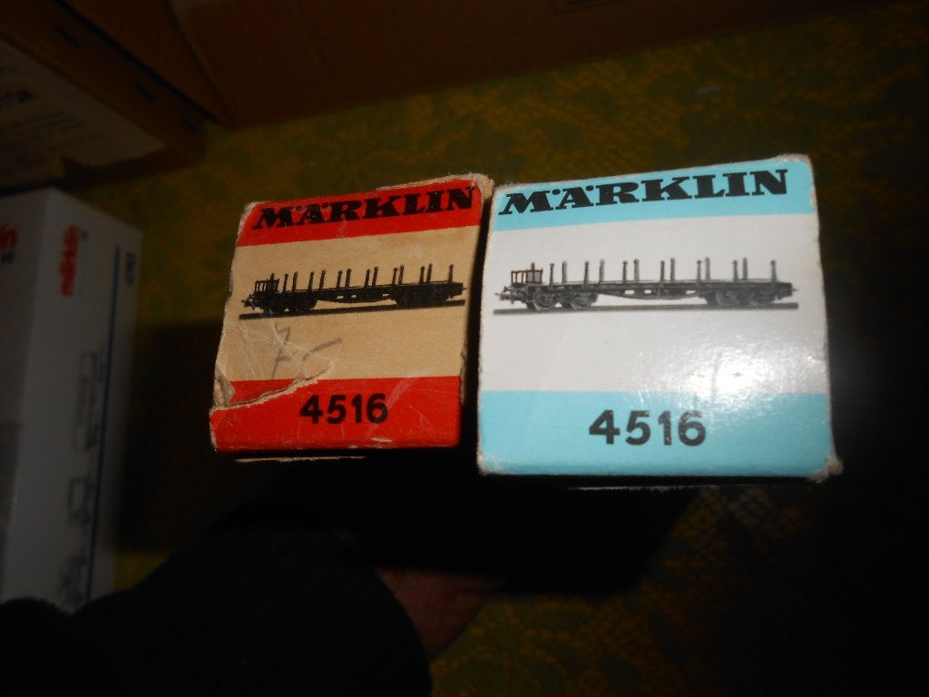 Märklin 4516, 2 lange zwarte rongenwagons in de ovp, Wisselstroom, Ophalen of Verzenden, Märklin, Gebruikt