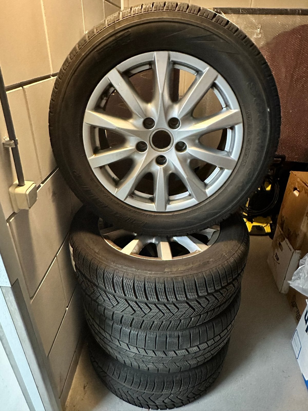 Winterwielen set origineel Porsche Cayenne (S-e hybrid), Ophalen, 18 inch, Gebruikt, 255 mm