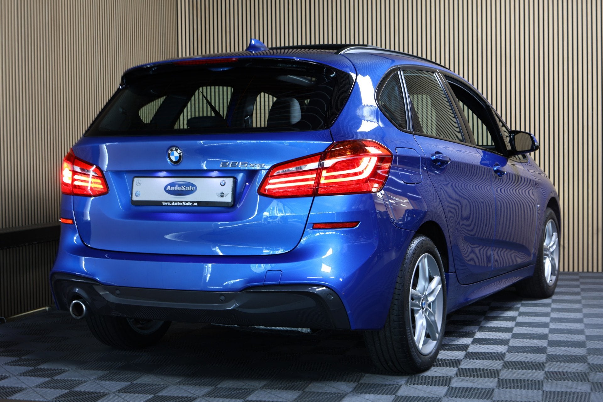 BMW 2 Serie Active Tourer 225xe M SPORT iPerform PLUGIN AUTO, Gebruikt, Zwart, Blauw, Bedrijf
