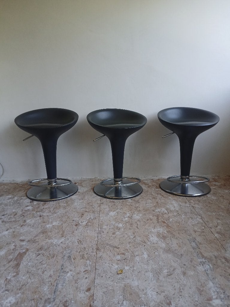 Magis Bombo barkruk ( 3 ) Stefano Giovannoni, Ophalen, 60 tot 90 cm, 1 kruk, In hoogte verstelbaar