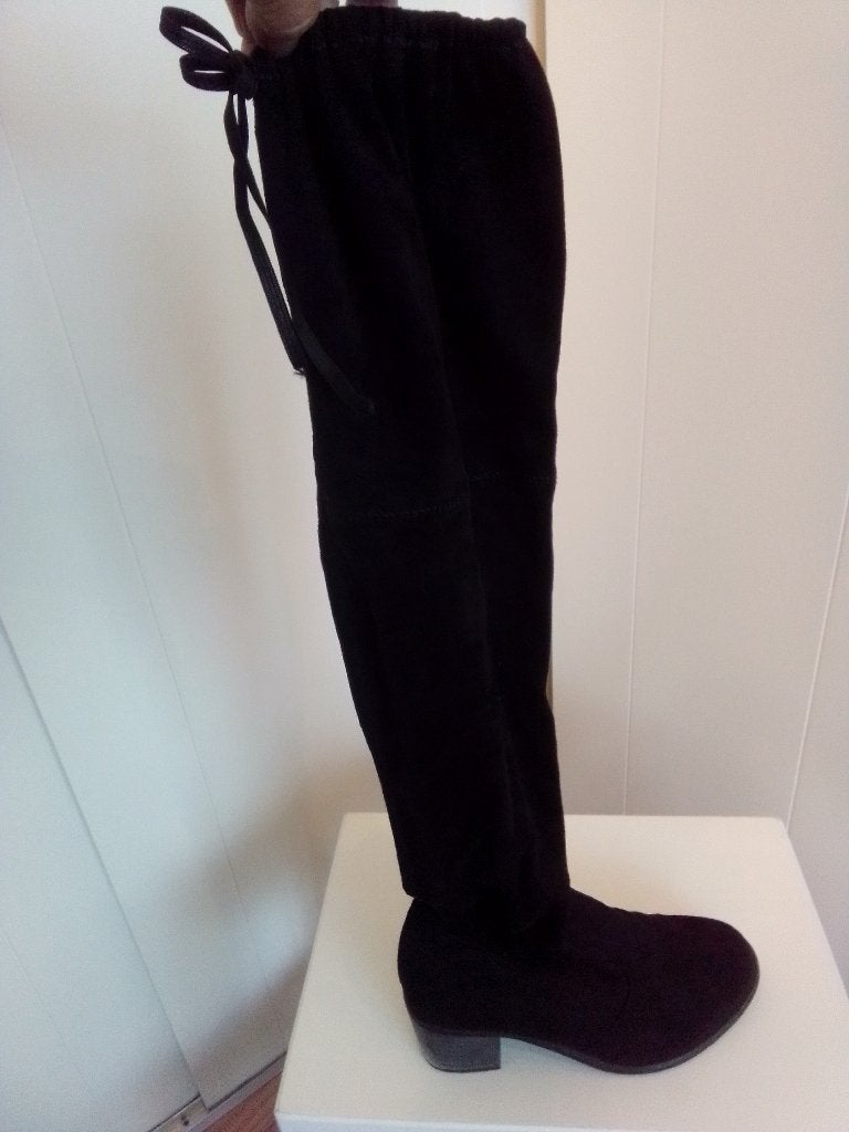 zwart suede knielaarzen mt 37, Hoge laarzen, Zwart, Ophalen of Verzenden, Zo goed als nieuw