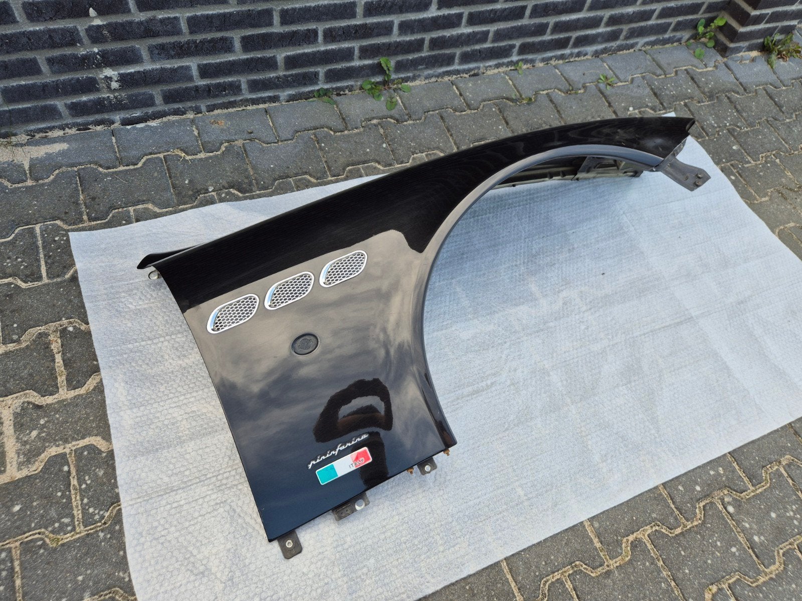Spatbord Zijscherm rechtsvoor Maserati Quattroporte V Nero C, Maserati, Voor, Onbekend, Ophalen of Verzenden