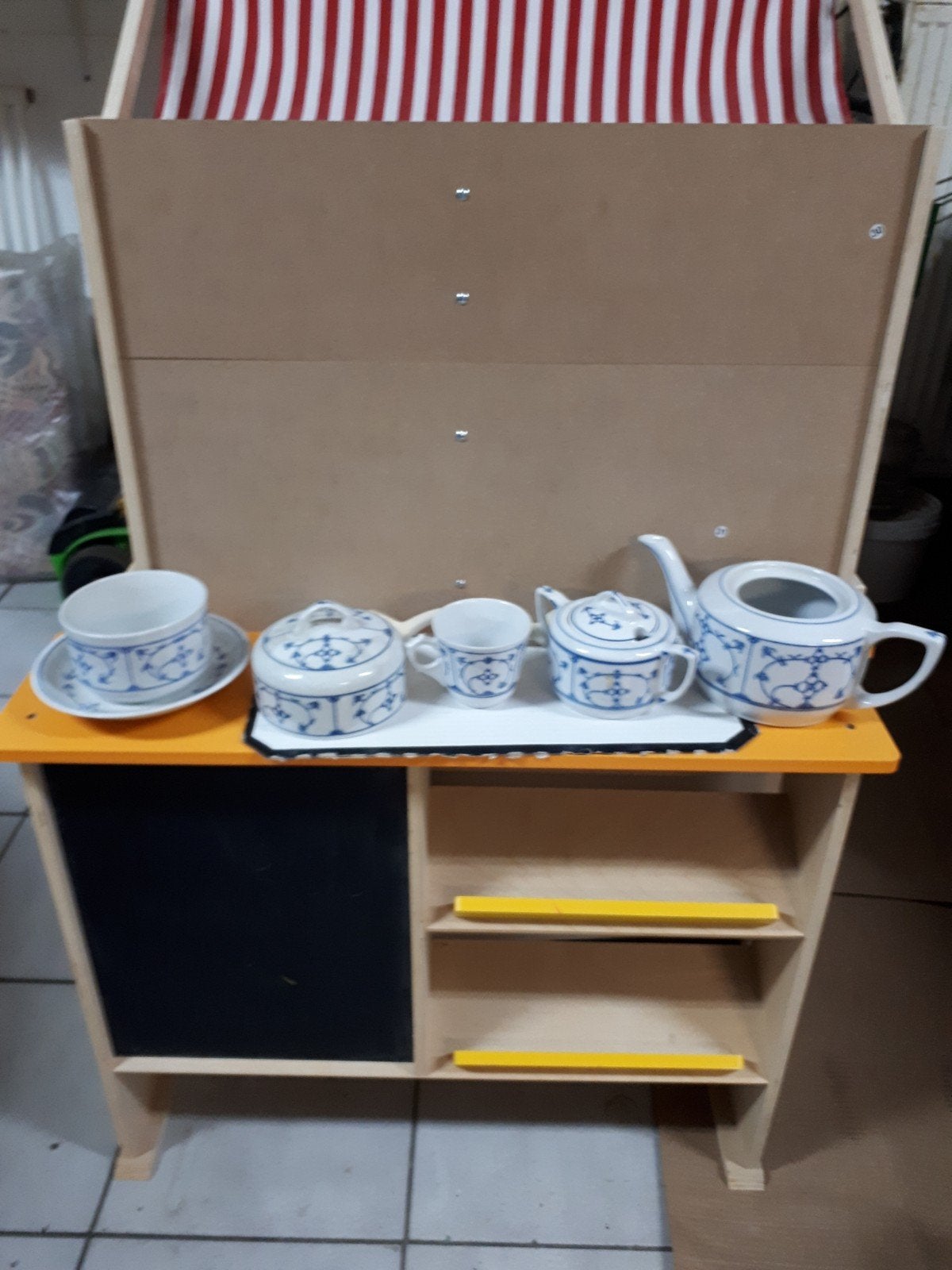 Servies, Huis en Inrichting, Keuken | Servies, Ophalen of Verzenden, Porselein, Overige stijlen