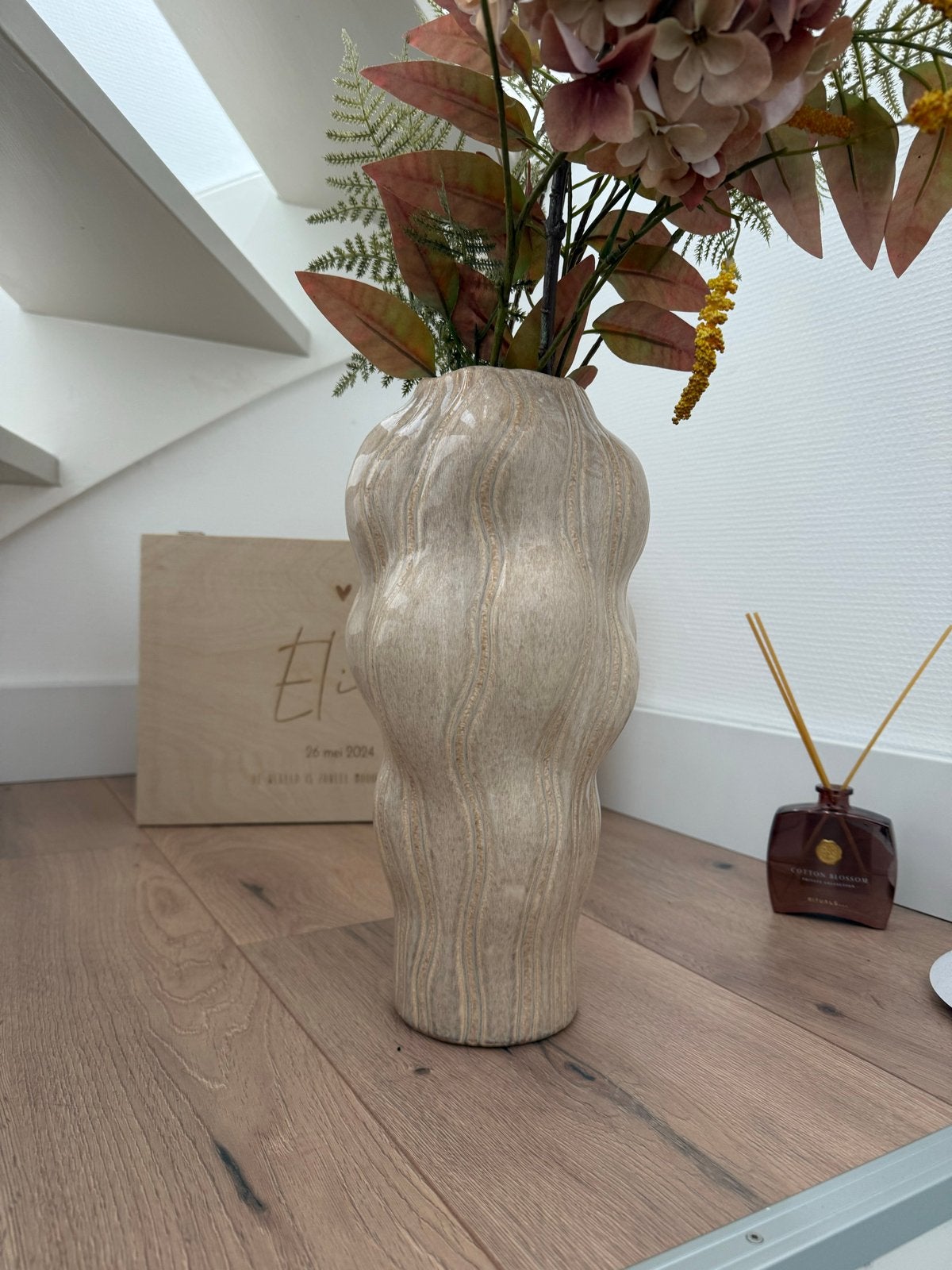 Organische vaas | zand beige | L, Huis en Inrichting, Ophalen, Overige materialen, Beige, Zo goed als nieuw